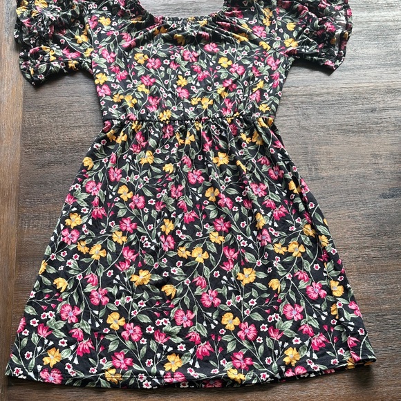 Girls Fall Dress - Picture 1 of 5